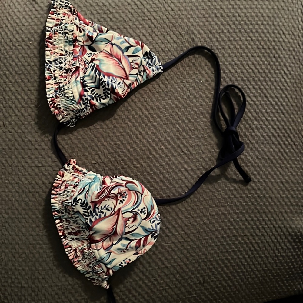 Bathing suit top